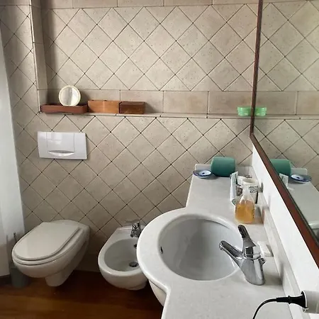 Апартаменты Casa Glicine Incantevole Con Camino